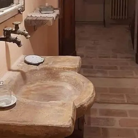 Affittasi Casale Localita Romeggio * Umbertide