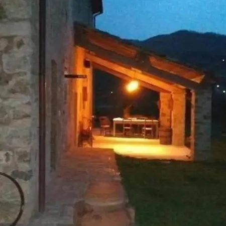 Nyaraló Affittasi Casale Localita Romeggio *