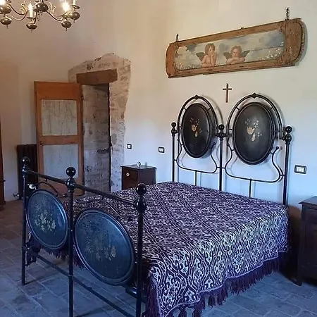 Affittasi Casale Localita Romeggio *