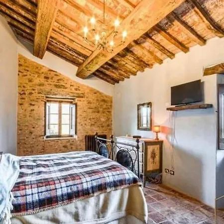 Nyaraló Affittasi Casale Localita Romeggio