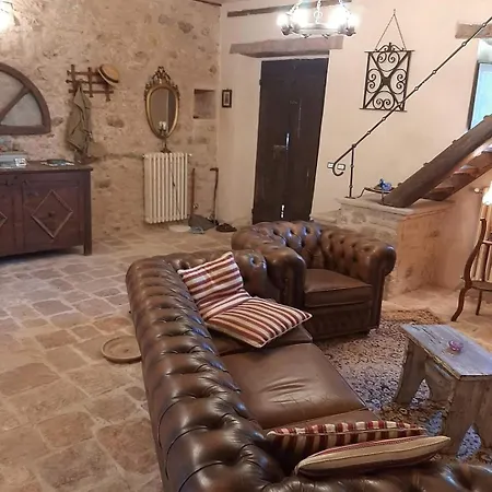 Affittasi Casale Localita Romeggio Umbertide