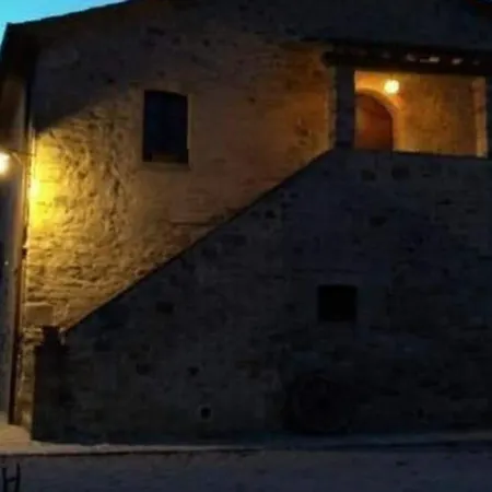 Nyaraló Affittasi Casale Localita Romeggio