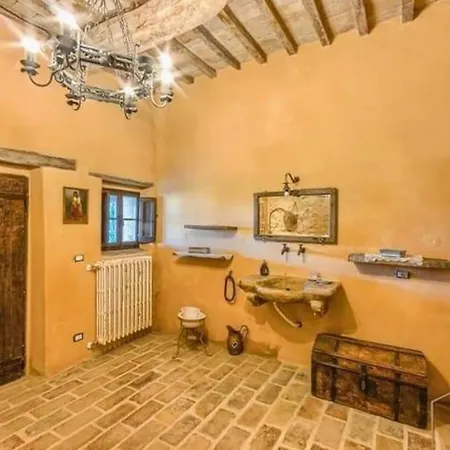 Affittasi Casale Localita Romeggio Nyaraló *
